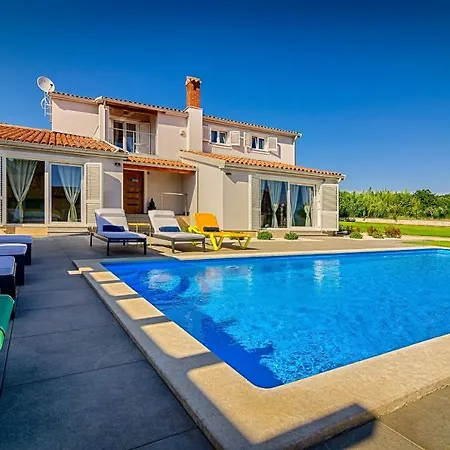 Captains House * Fazana