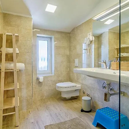 Captains House Villa *