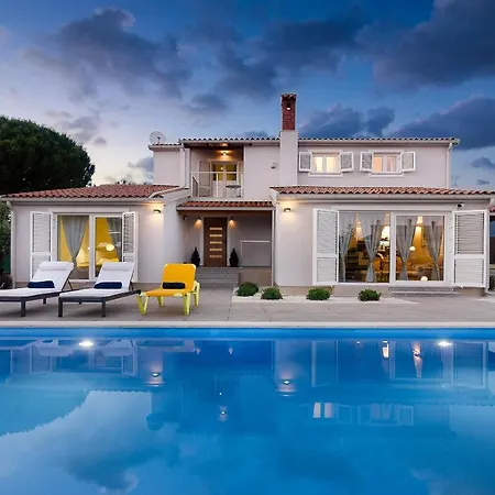 Villa Captains House